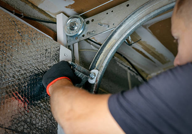 Affordable Garage Door solutions in Barry, IL